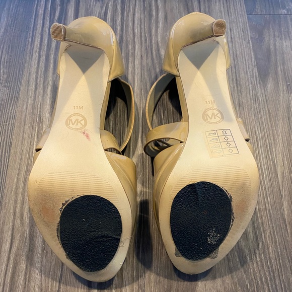 MICHAEL by Michael Kors Nude Heels Size 11 - Picture 5 of 9